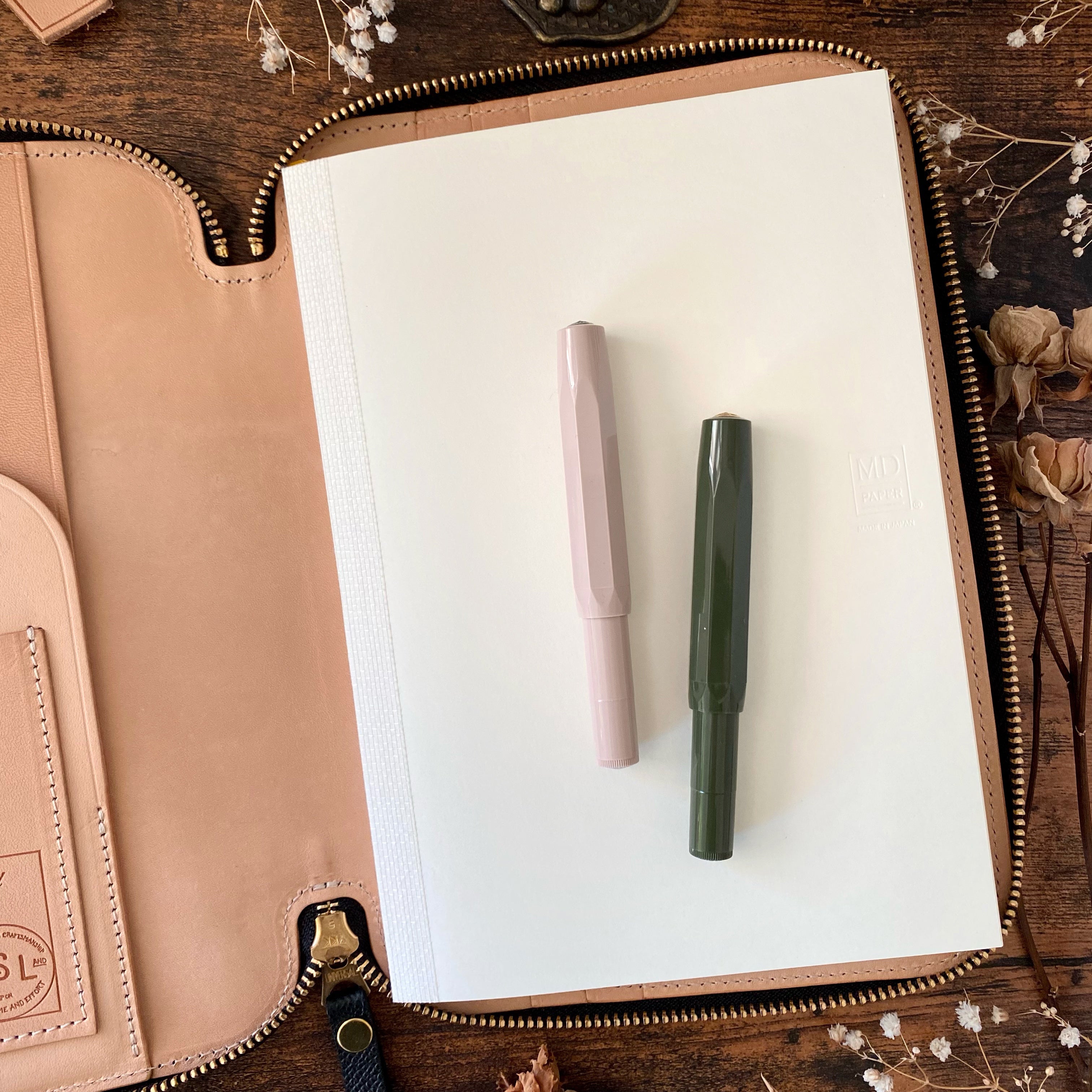 THE SUPERIOR LABOR / シュペリオールレイバー カーフレザージップ