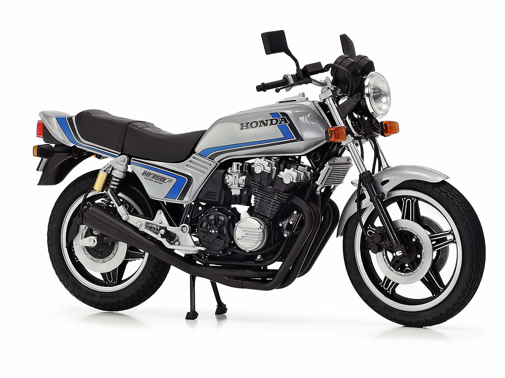 タミヤ 1/12 オートバイシリーズ Honda CB750F・カスタムチューン | タミヤ