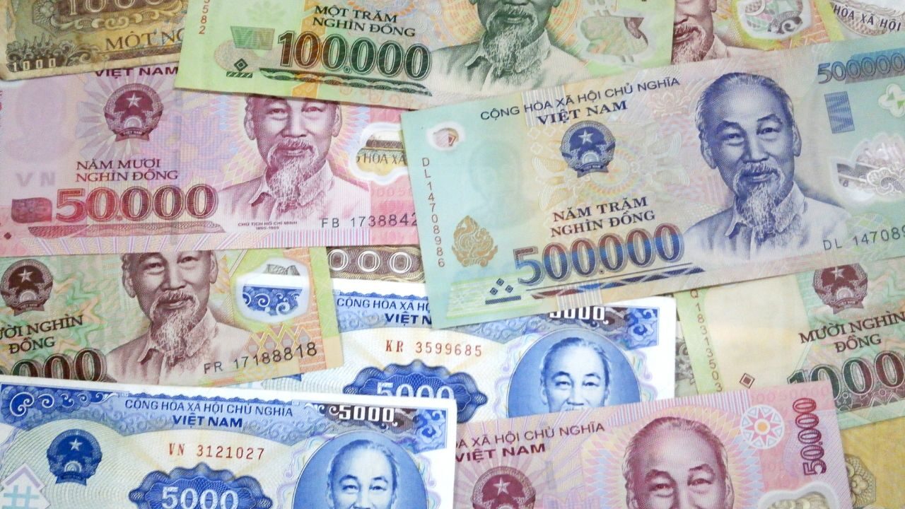 2025】ベトナムの通貨・紙幣まとめ！ドン円の両替場所や旅行中の注意点