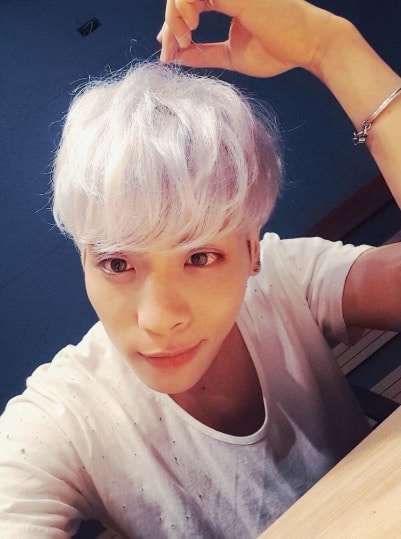 SHINee 故ジョンヒョン「憂鬱時計 ガイドVer.」で歌声をサプライズ公開