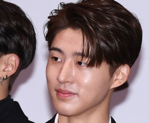 元iKON B.I、芸能事務所の社内理事に選任？過去のボランティア活動が再