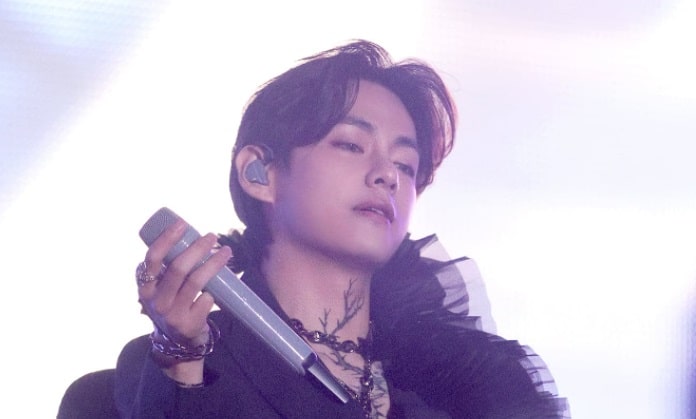 BTS V '帝王的カリスマ' から '純粋な表情' まで‥ライブで多彩な魅力を