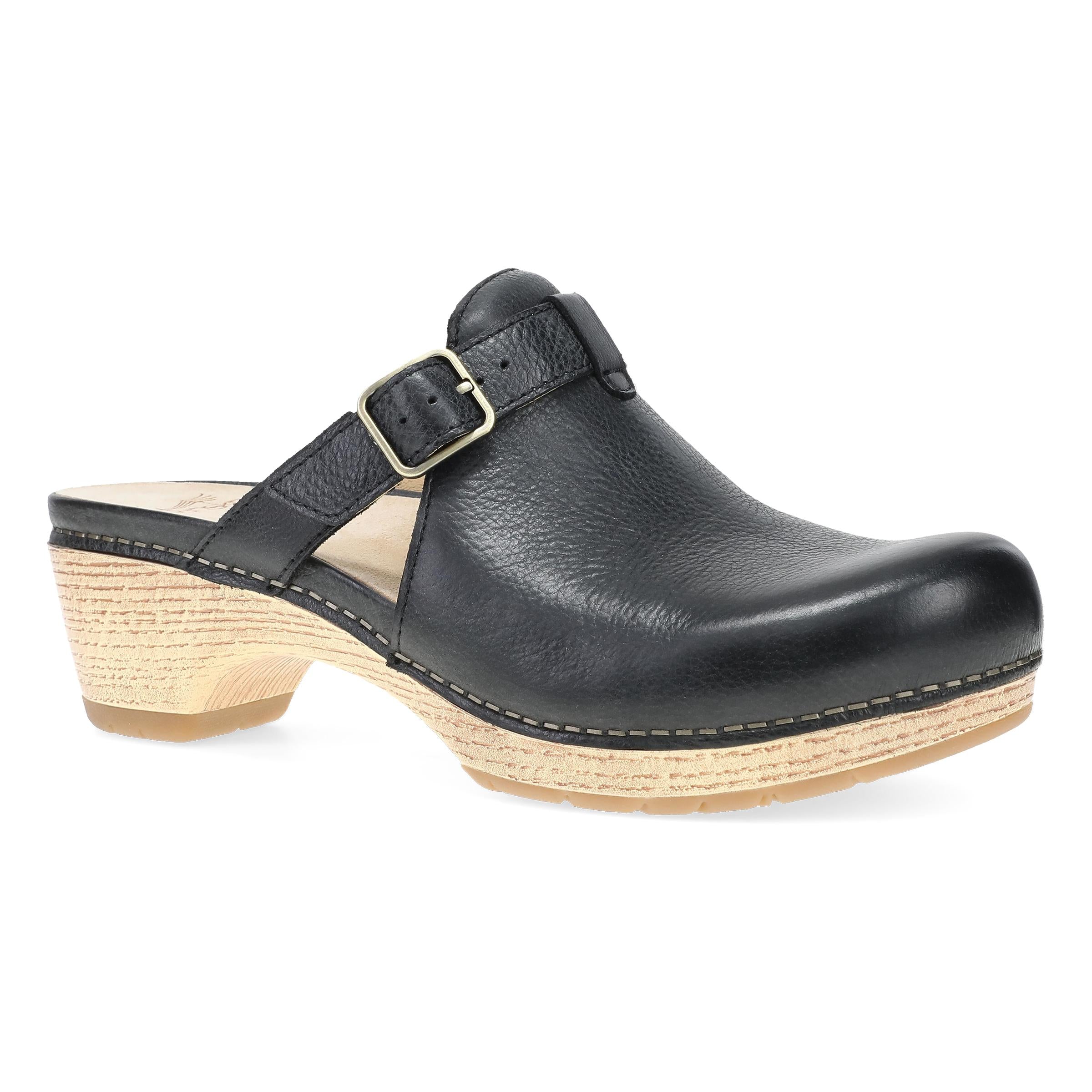 Leandra Black Leather – Dansko