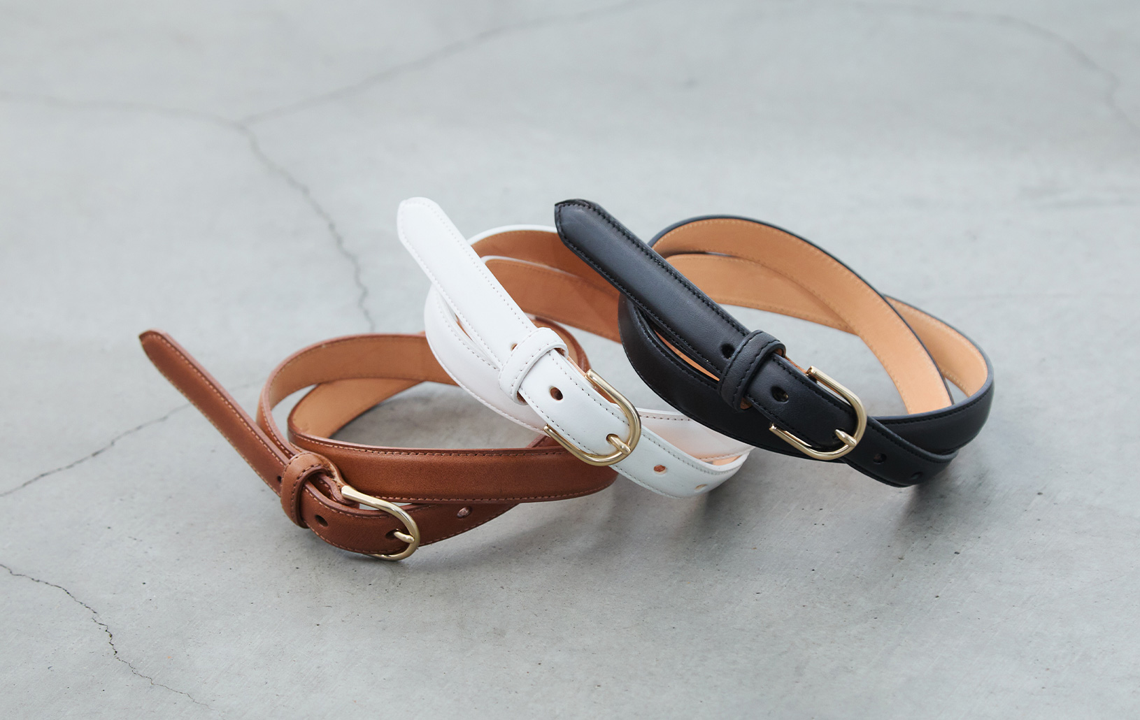 BUTTERO レザーベルト/キャメル | Factelier (ファクトリエ)