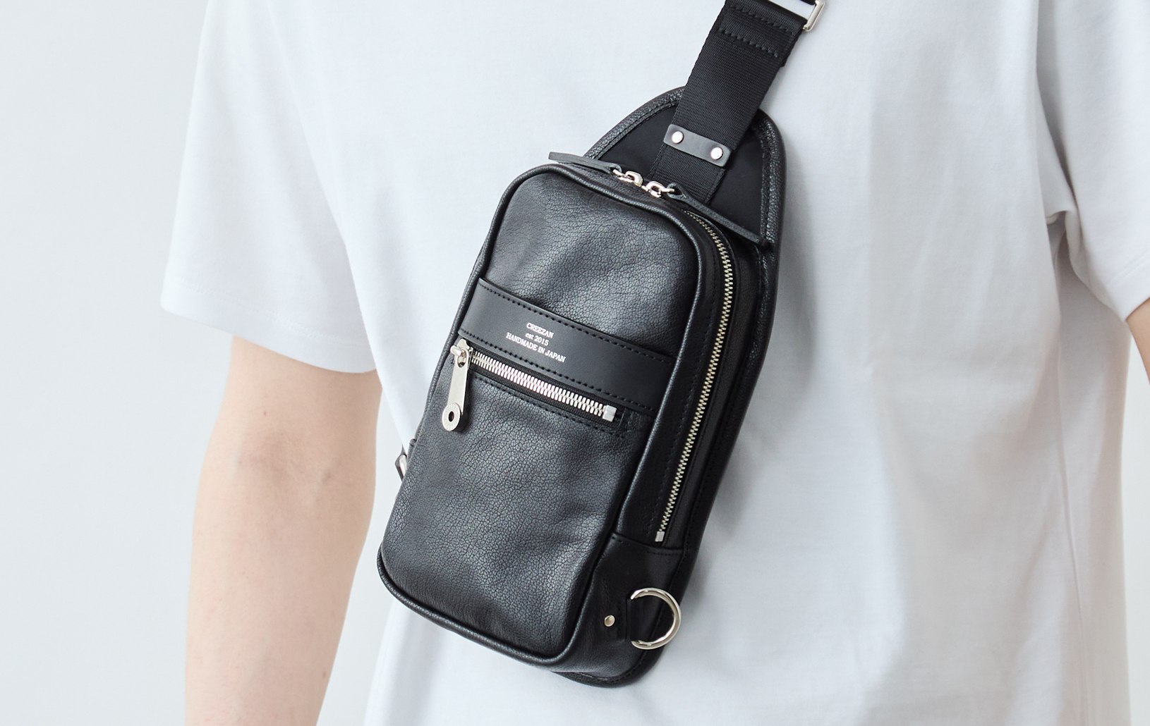 ダブルレザー ボディバッグ/コンパクト&タフ/ブラウン | Factelier