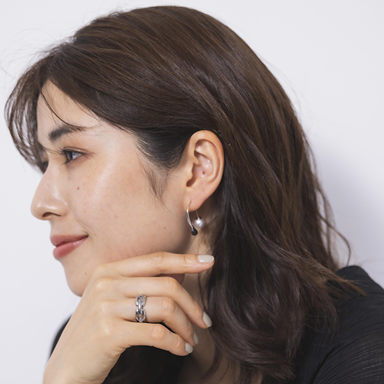 Nei/nor]【サージカルステンレス】パールキャッチピアス | KOBUNSHA