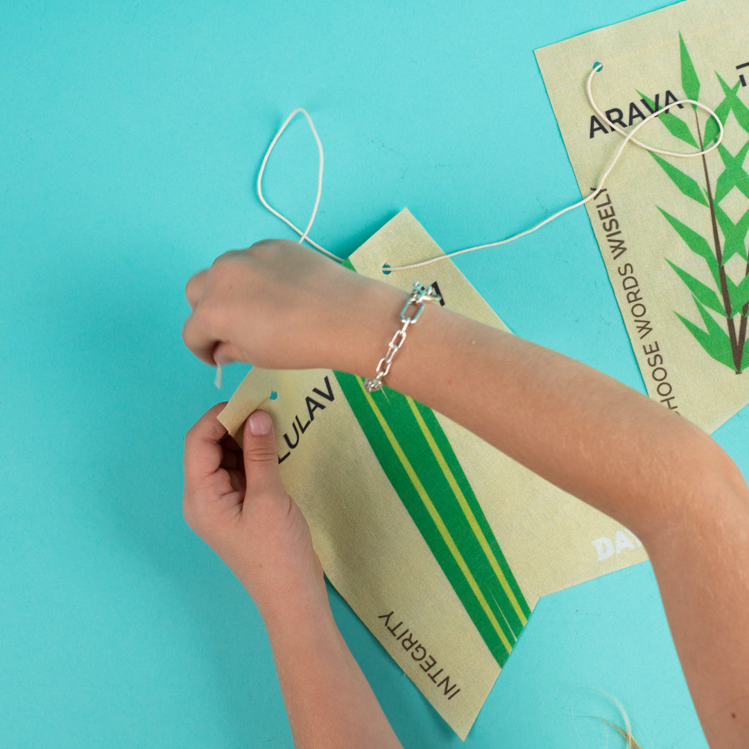 Four Species Felt Flags – Days United