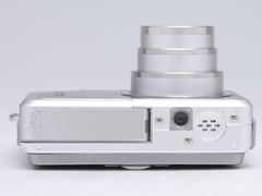 新製品レビュー】富士フイルム FinePix V10