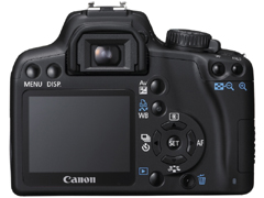 キヤノン、実売7万円のデジタル一眼レフ「EOS Kiss F」