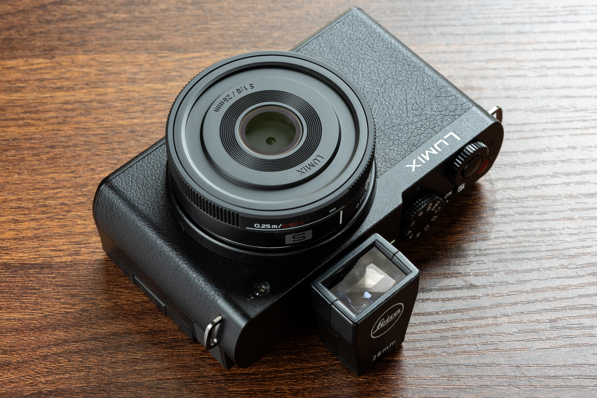 赤城耕一の「アカギカメラ」 第101回：3本の単焦点レンズで愉しむ