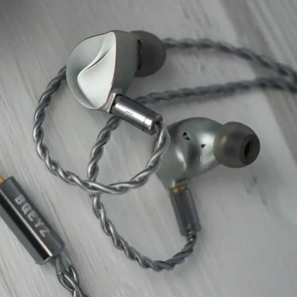 BQEYZ 「Winter」 徹底レビュー｜解像度・音場表現が際立つ骨伝導