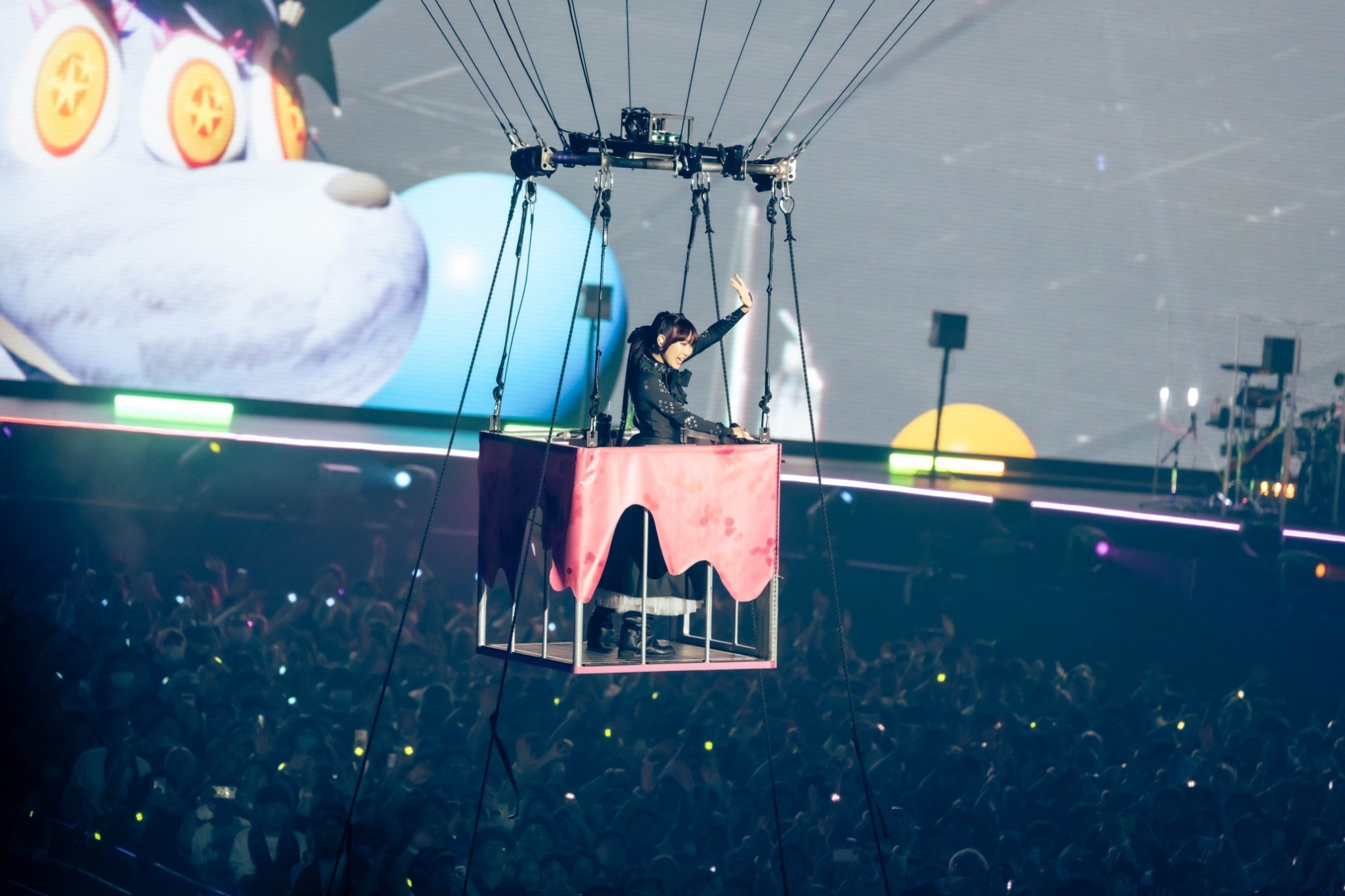 YOASOBI、結成5周年記念 初のドームライブ「YOASOBI 5th ANNIVERSARY