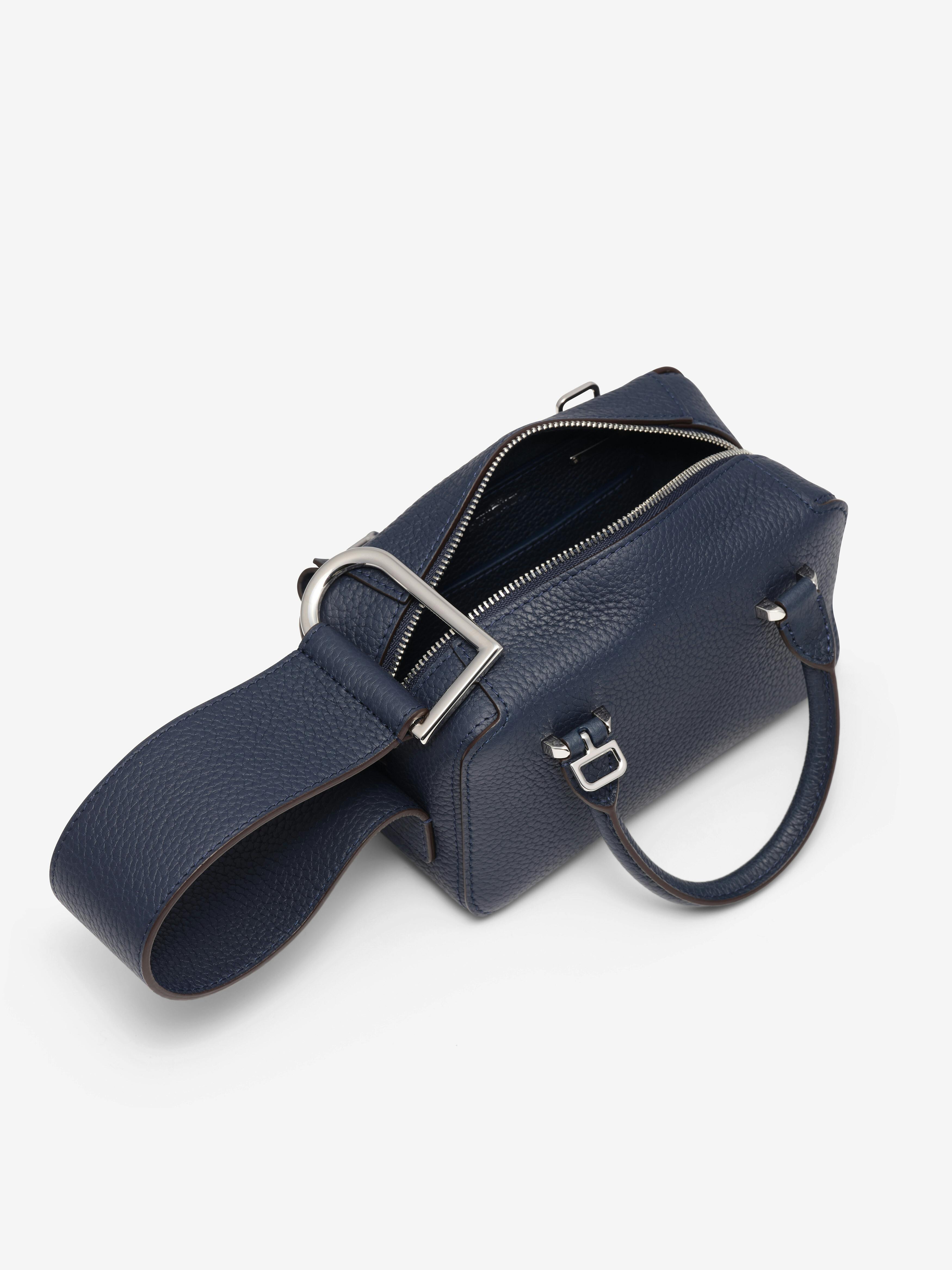 クールボックス ナノ Navy - クロスボディバッグ