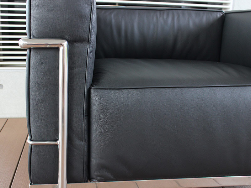ル・コルビジェ 本革ソファ LC3 1人掛け(デザイナーズ家具)