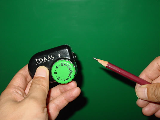 デッサンでの鉛筆の削り方 | 鉛筆デッサンの描画材