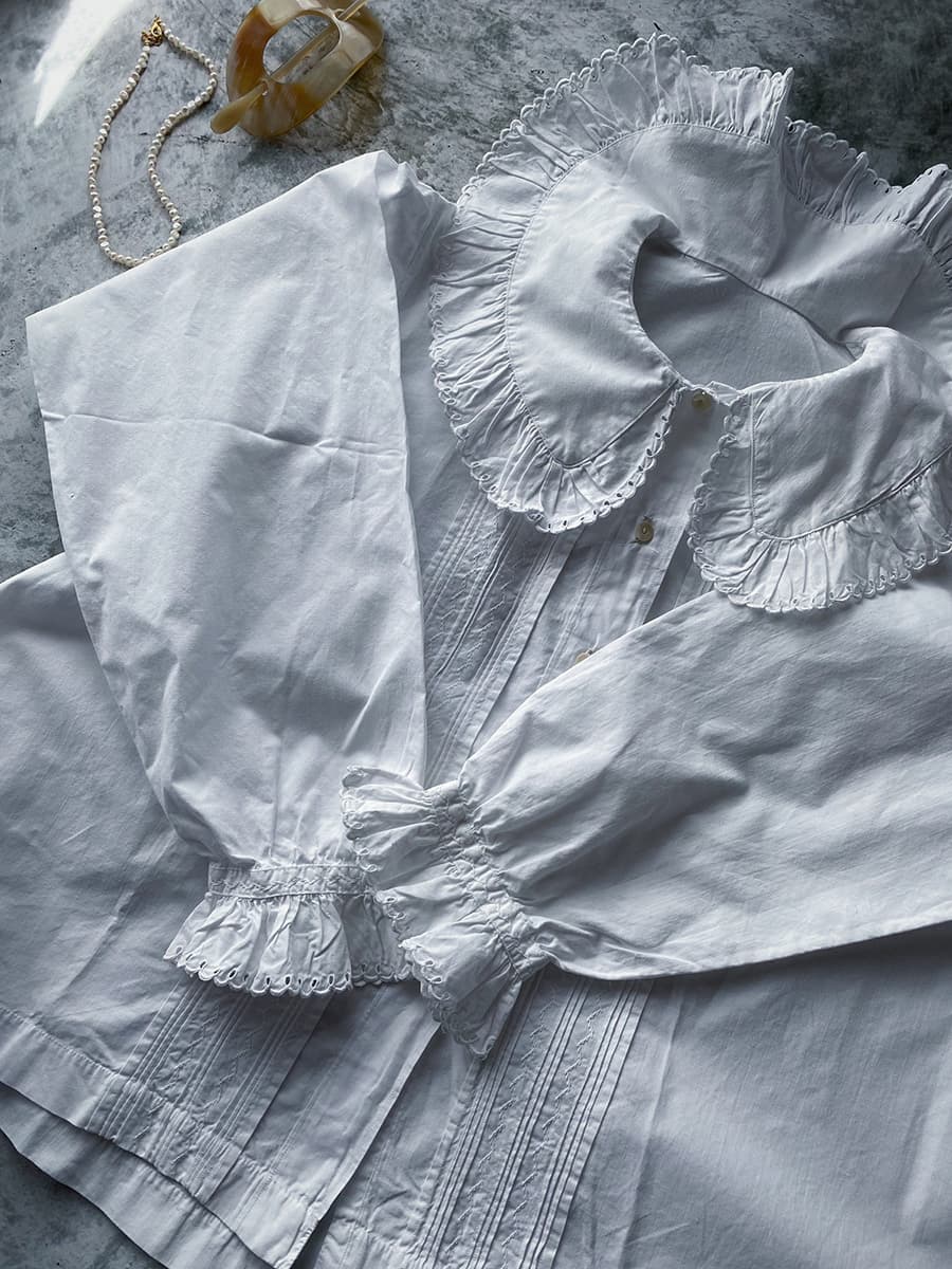FrenchAntiquelaceblouse
