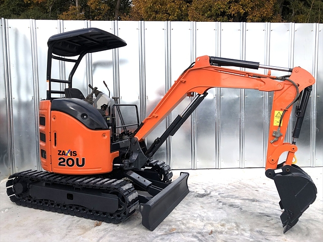 日立建機 ZX20U-5A | 兵庫県のミニ油圧ショベル(ミニユンボ