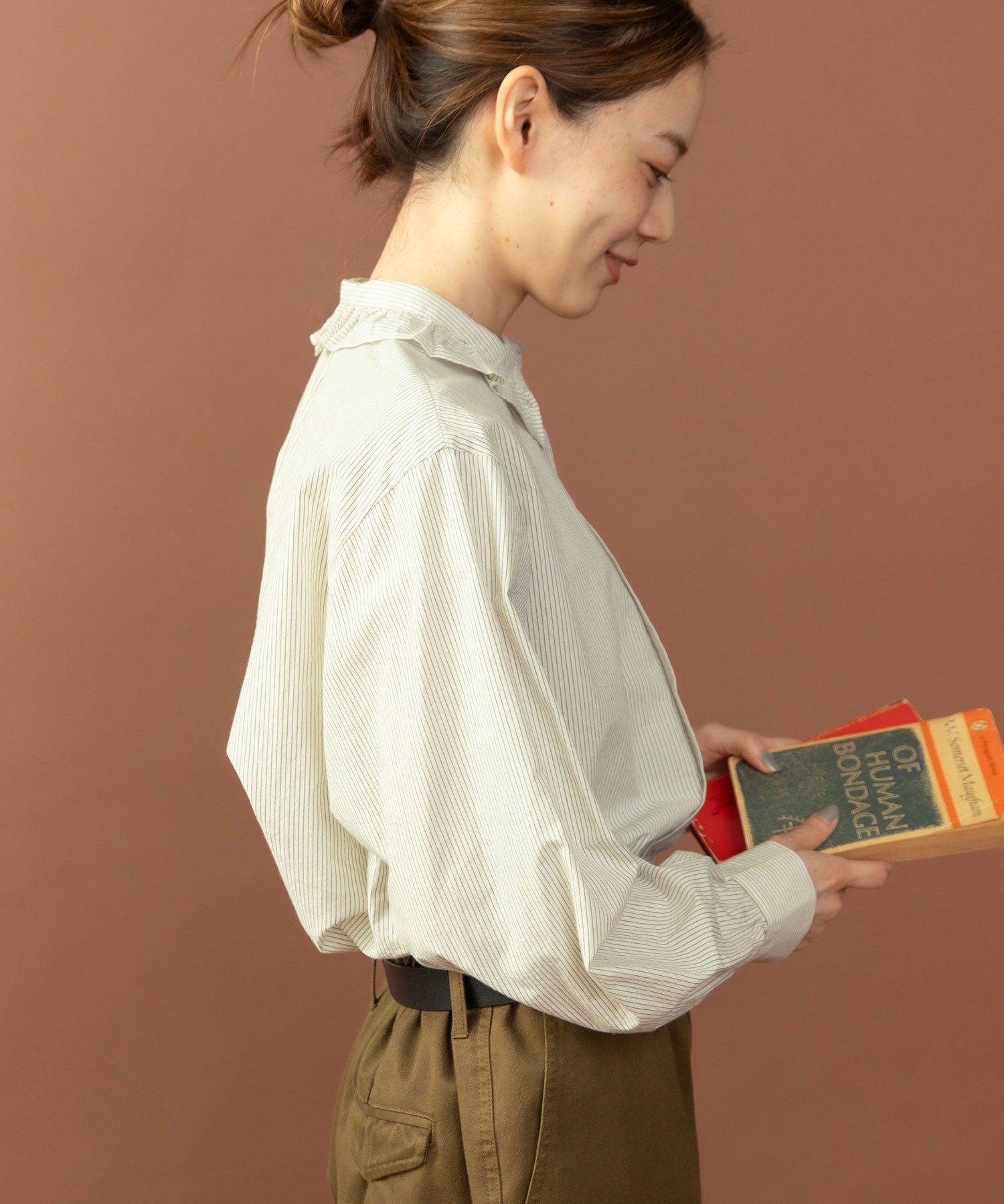 AMBIDEX Store △〇グランジウォッシュ 衿先フリルタックブラウス(F