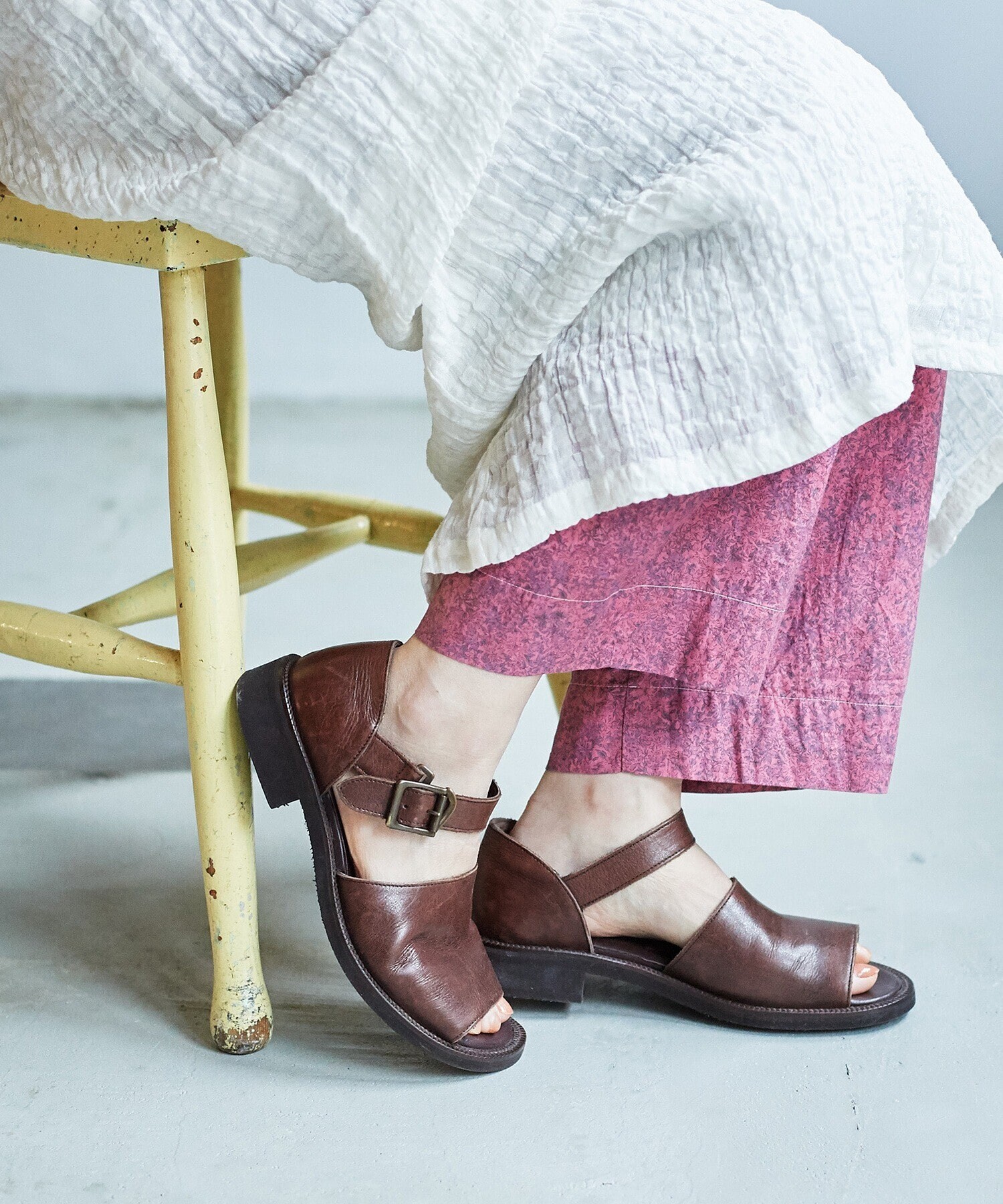 AMBIDEX Store △○レザー サンダル(23 コゲチャ): bulle de savon