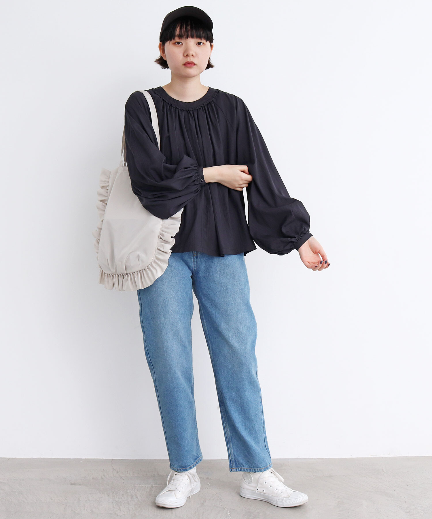 AMBIDEX Store ナイロンフリルバッグ(F クロ): l'atelier du savon