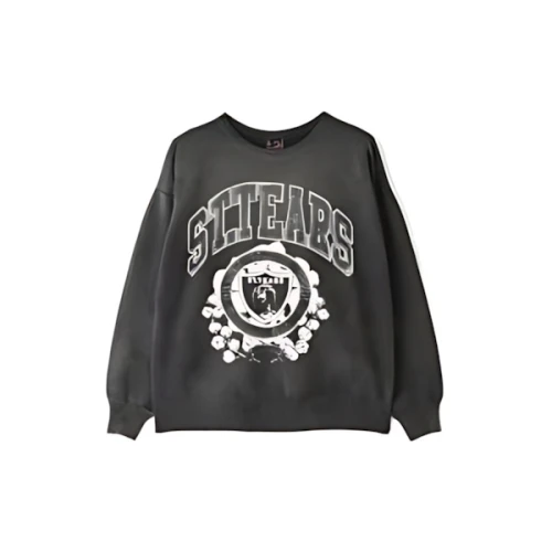 藤澤涼架が着用している「スウェット」のアイテム紹介