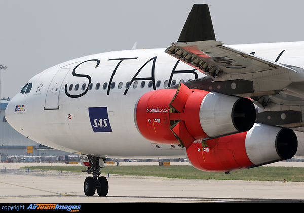 Airbus A340-313 SAS - Scandinavian Airlines OY-KBM - AirTeamImages.com