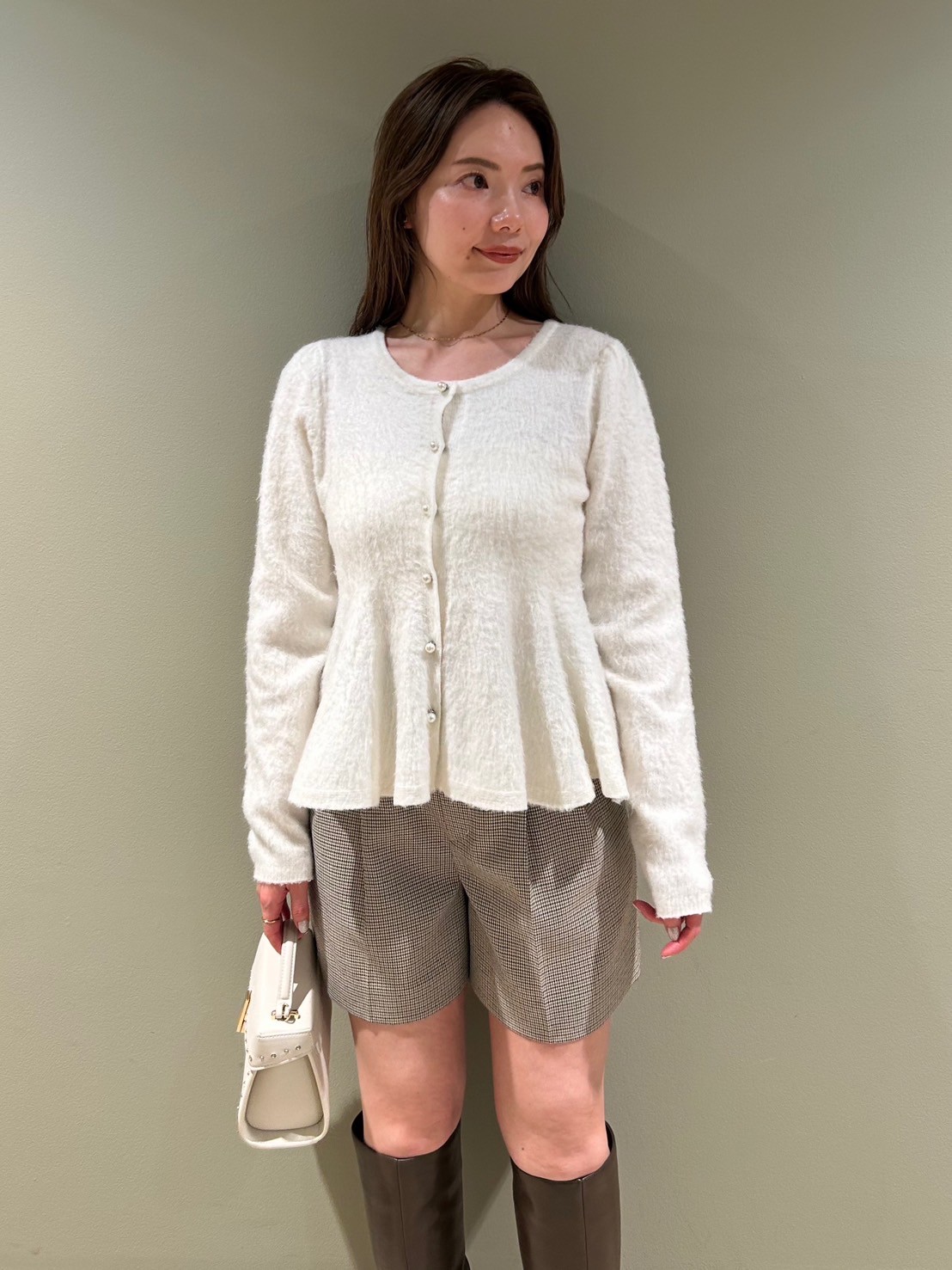 ファーライクペプラムカーディガン(ニットプルオーバー)｜TOPS