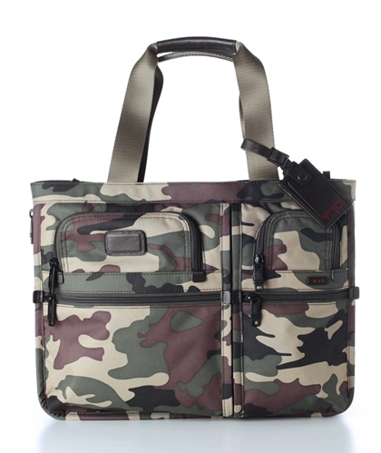 機能美とモダンファブリックの融合 TUMI for SHIPS の新展開。