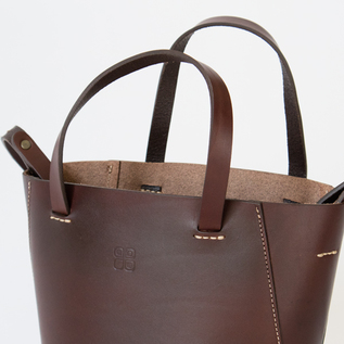 丸底レザーバケツバッグ CIOCCOLA／CI-VA(チーバ)｜愛着を持ってずっと