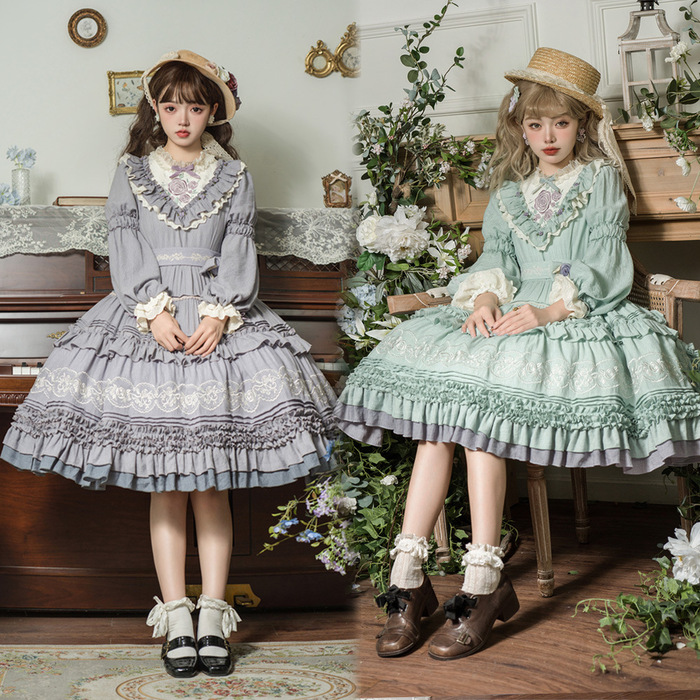 ロリータファッション 【クラシカルロリータ】薔薇の刺繍のお嬢様