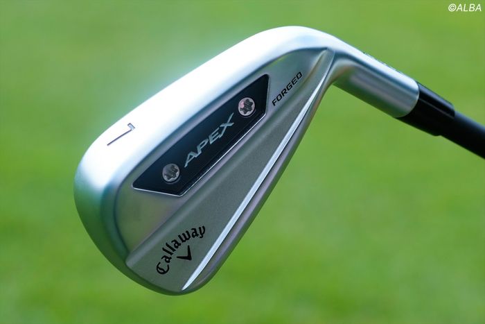 上田桃子が『AIフェース』を搭載した中空アイアンをテスト「めっちゃ