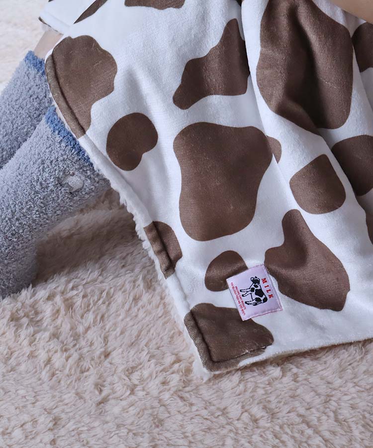 ウシ柄ブランケット | Bleu Bleuet（ブルーブルーエ）公式通販