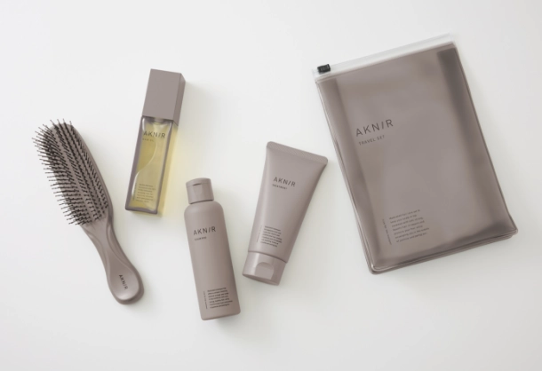 ヘアケアトラベルセット【ローズ×サンダルウッド】｜AKNIR（アクニー