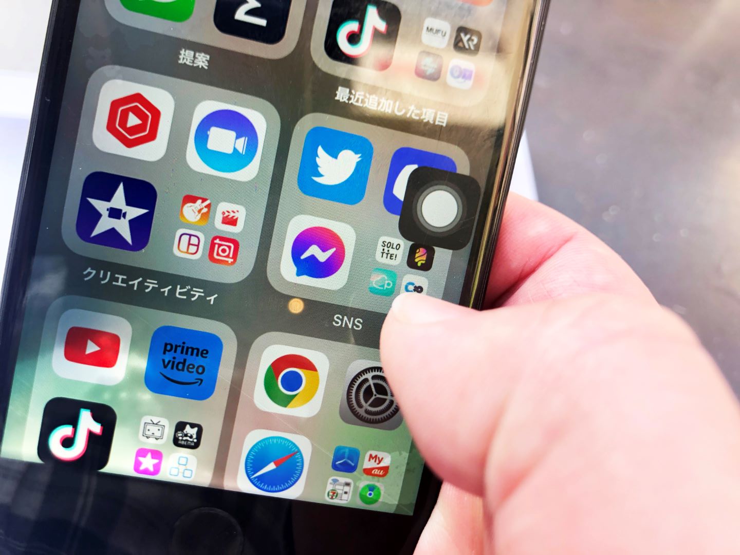 水に濡れて故障したらまさかの仮想ホームボタンが登場!?「壊れかけの