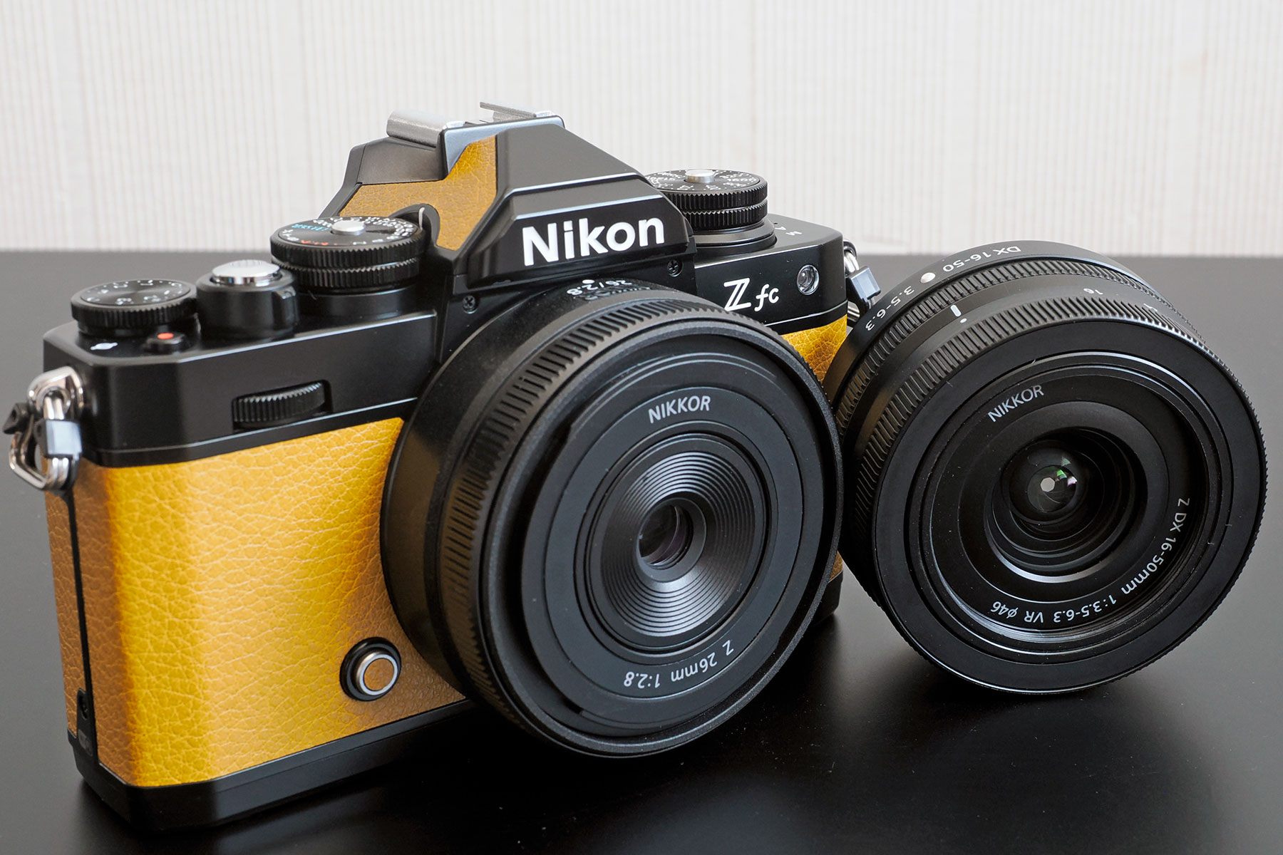 プレミアムエクステリアのNikon「Z fc」で自分だけの昭和レトロを撮る