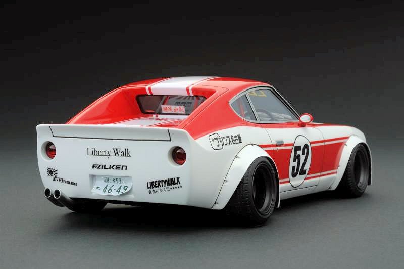 Ignition Model LB-WORKS Fairlady Z (S30) White & Mr. Kato