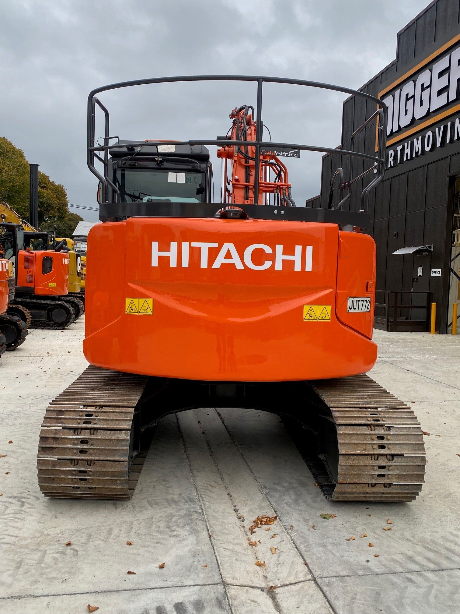 Hitachi ZX135-3 Excavator, 2014,Blade– Digger City