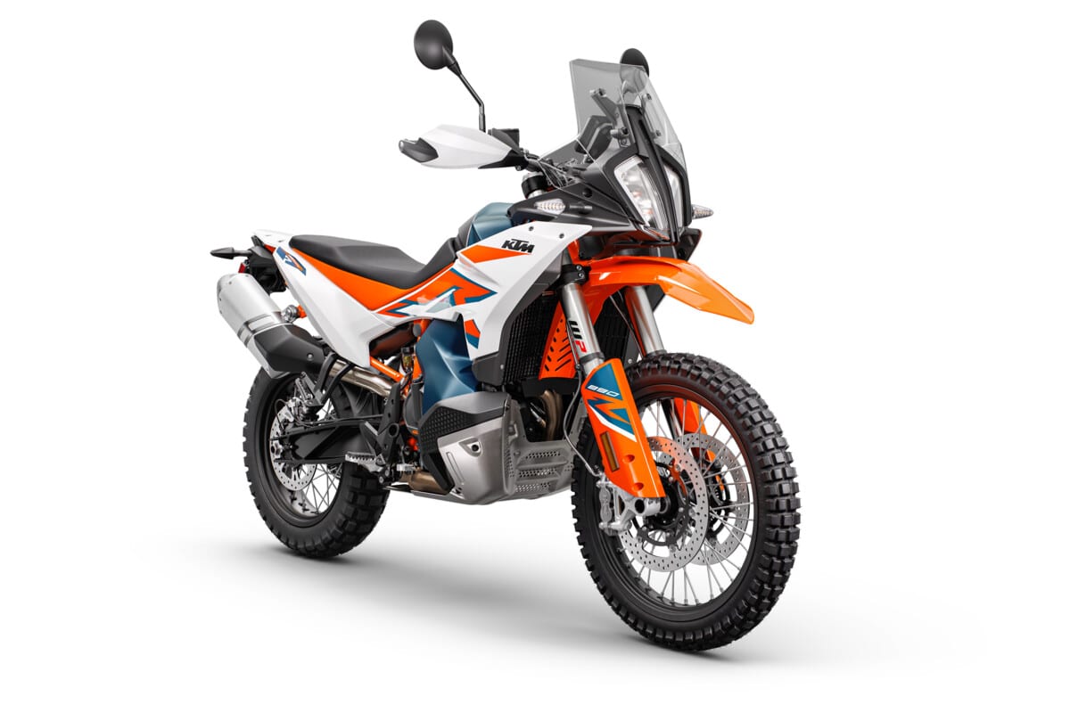 2023 KTM 890 ADVENTURERが発表されました-DirtBike Magazine