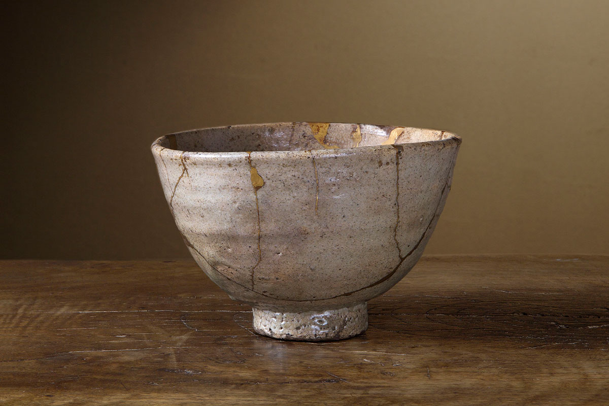 日本民藝館リニューアル後初の企画展は、朝鮮陶磁・木喰仏・沖縄染織