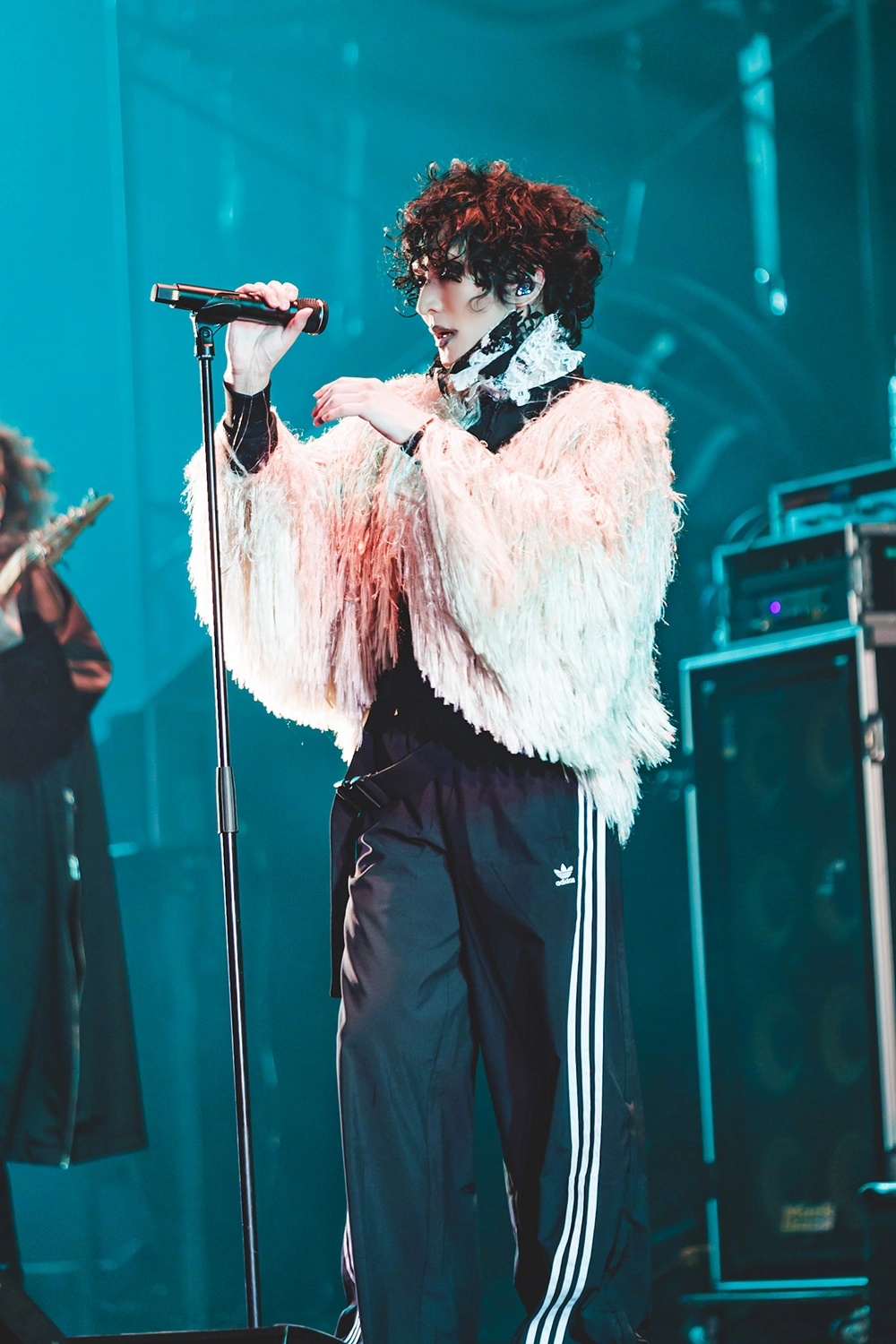 cali≠gari、駆け抜けた4ヶ月間の『TOUR 18』が終着点へ！EX THEATER