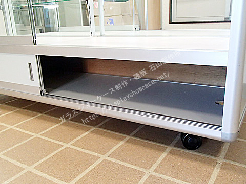 ピカ 温室 ショーケース 4段 アルミ製 ファン付き ピカ 温室 ショー