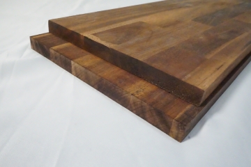 オイル塗装済みアカシア集成材 (約)厚み15mm幅600mm奥行200mm（節あり