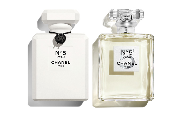 クリスマスコフレ2021】〝シャネル〟世界で55個だけの限定品も！「N°5