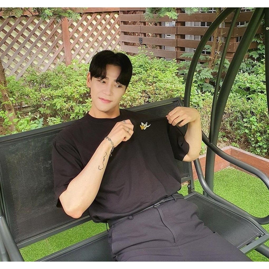 レア！韓国▪️plac × WINNER ミノ ▪️コラボ Tシャツ ブラック レア