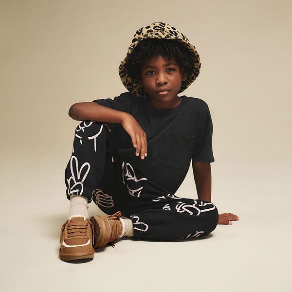 UGG® 公式【 UGG ギャラリー デパートメント デニム ブーツ|UGG