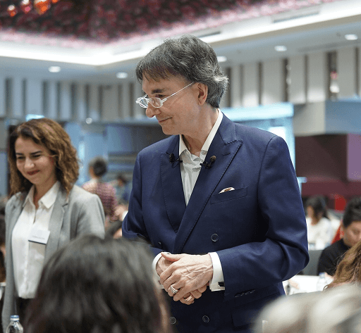 Dr John Demartini | Human Behavior & Value Expert