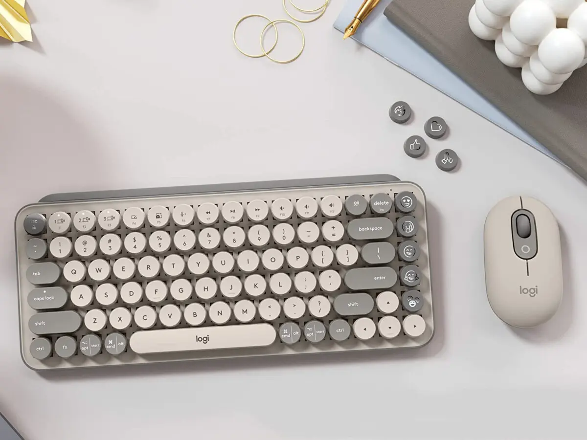 ロジクールのタイプライター風メカニカルキーボードPOP KEYSに新色