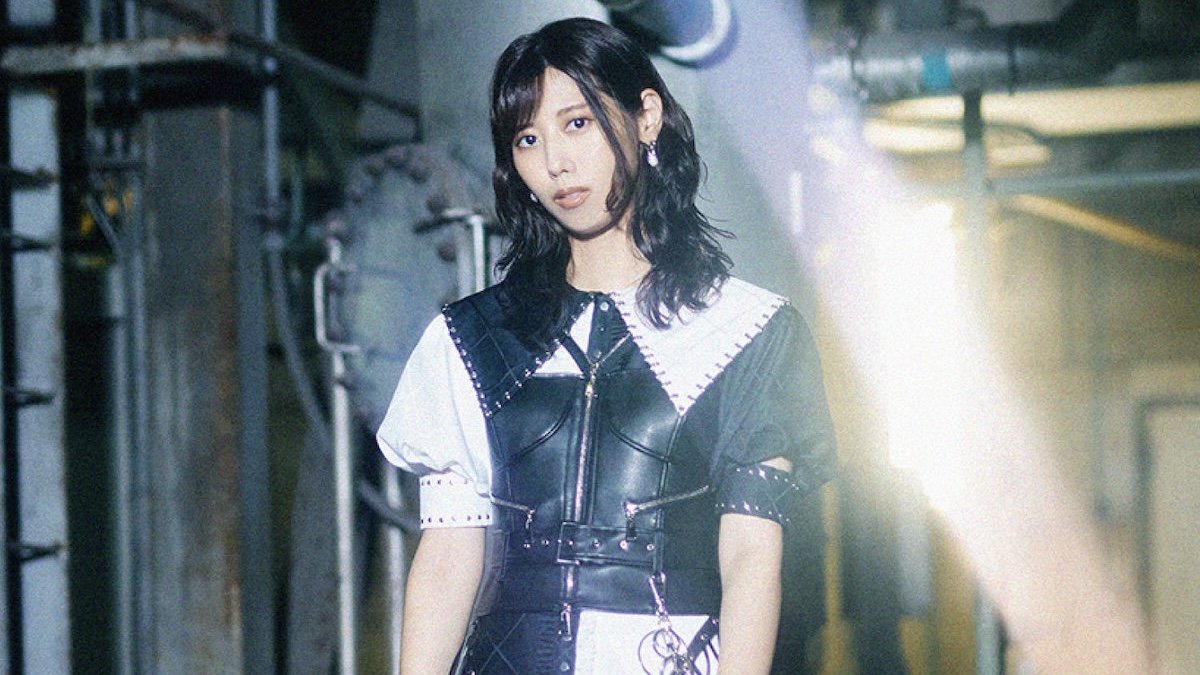 BAND-MAID AKANE初のシグネチャー・スティックが完成！ 12月14日発売