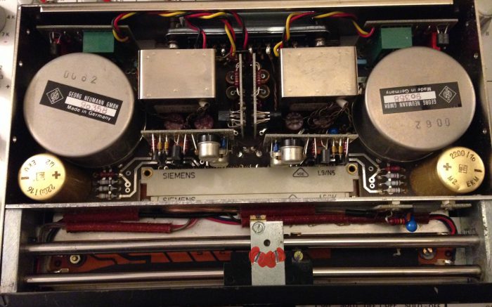 Neumann W444 active faderのレビュー！ノイマンのプリアンプ付き