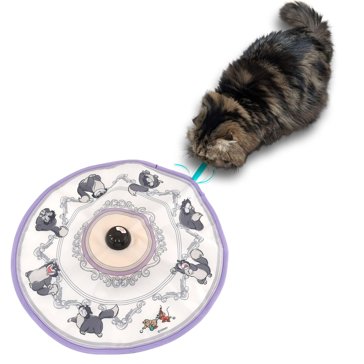 ルシファーとフィガロをフィーチャーした雑貨やアパレル！ディズニー